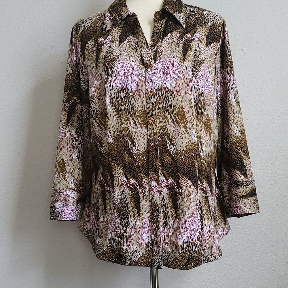 ESSENTIALS Top/Blouse